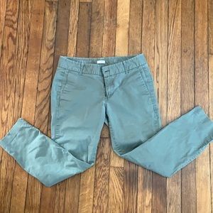 J.Crew Frankie pants. Used condition. Green color. Size 6.
